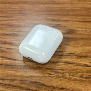 Apple White Earbud Headphones